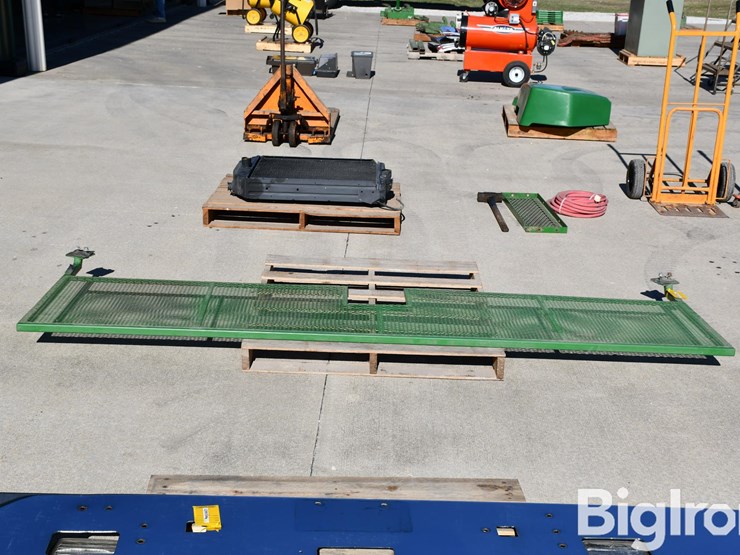 9'x2'-screen-image-4