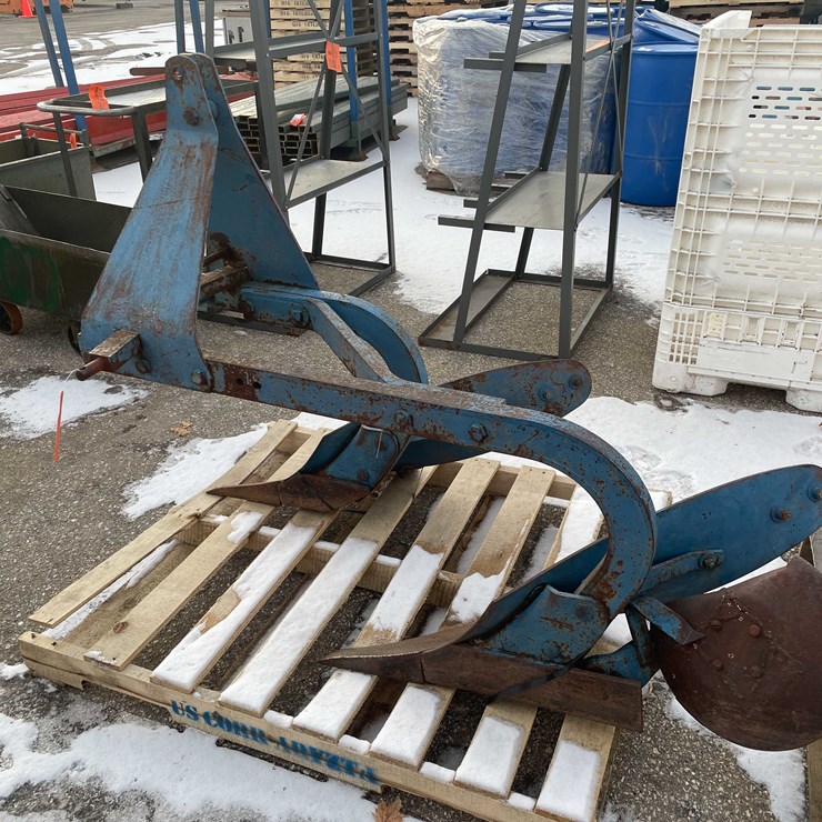 #4076 • Heavy Duty Two Bottom Plow (08)
