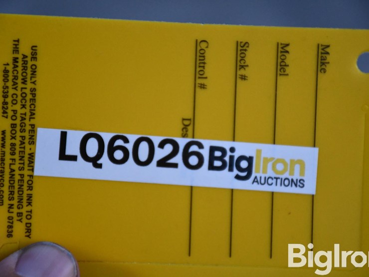 pallet-of-truck-tractor-parts-image-13