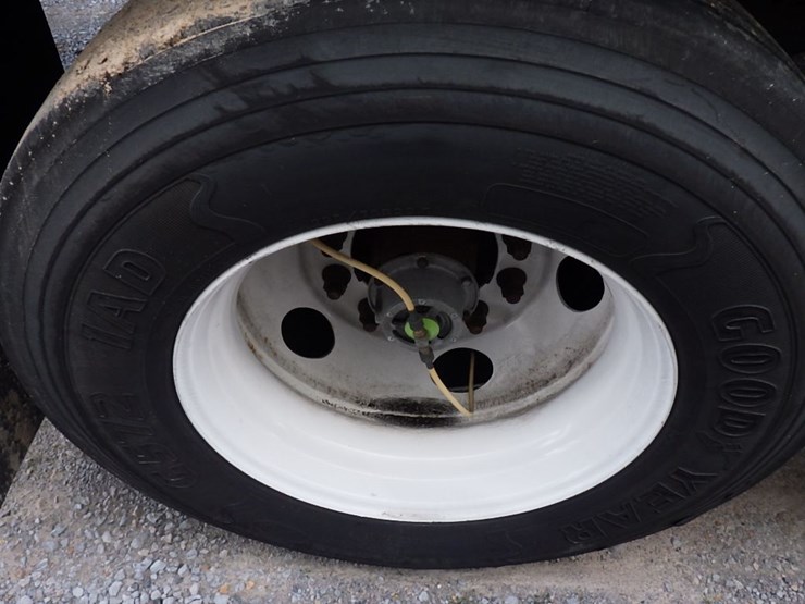 2018-hyundai-translead-image-11