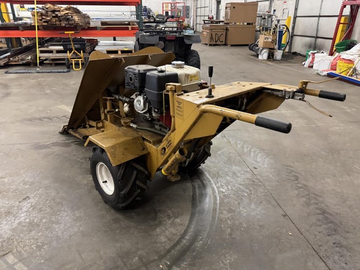 #3280-•-ase-hydraulic-tractor-with-roof-remover-attachment-image-3