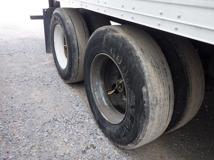 2018-hyundai-translead-image-9