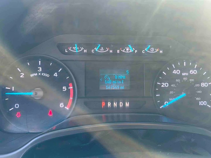 2020-ford-f600-image-11