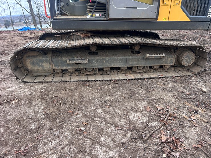 2022-volvo-ec220el-image-43