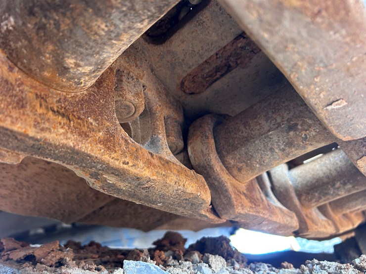 #2196-•-deere-470g-cl-excavator-image-24