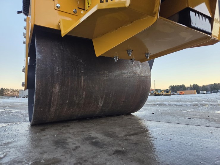 #2193-•-unused-future-ft850j-double-drum-roller-image-16