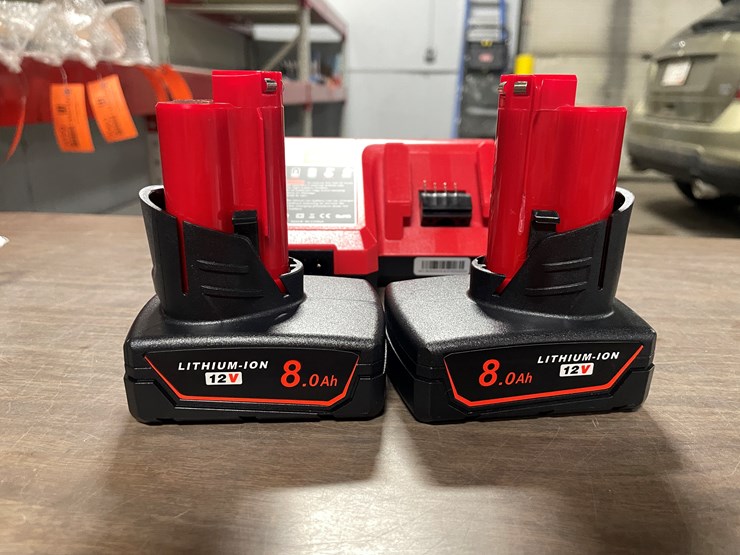 #2067-•-milwaukee-compatible-12v-batteries,-comes-with-(2)-batteries-(cw)-image-8