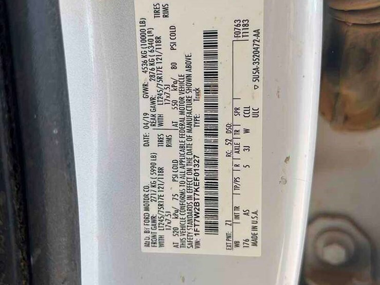 2019-ford-f250-image-8