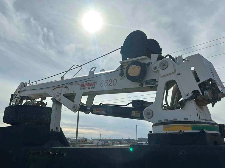 2020-ford-f600-image-6