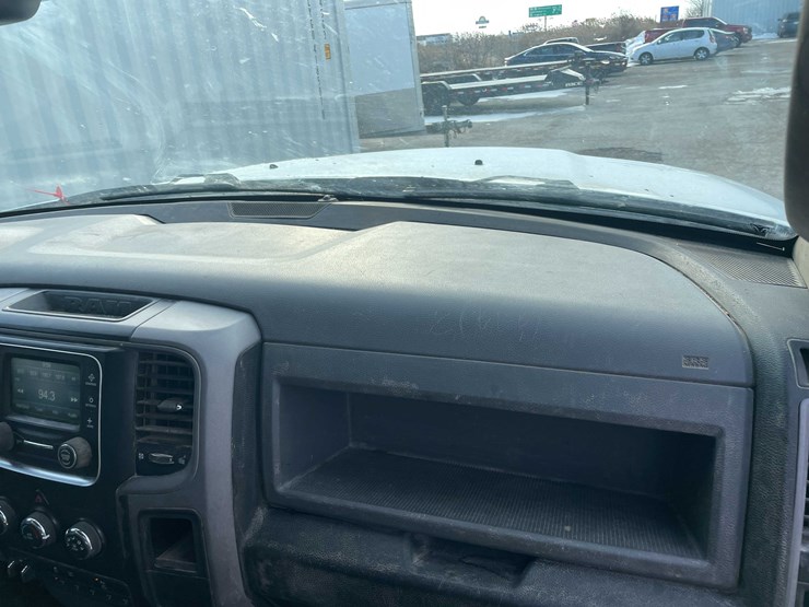 2016-ram-2500-tradesman-image-107