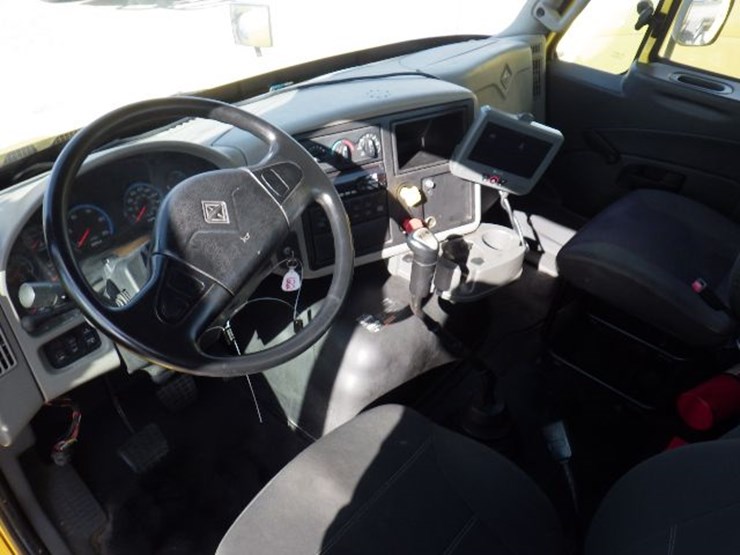 2016-international-transtar-8600-image-17