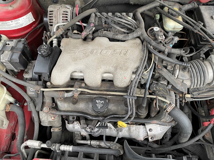 #1005-•-2004-pontiac-grand-am-sedan-(has-wi-title)-image-33