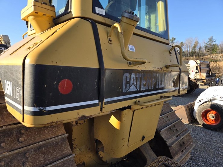 2007-caterpillar-d5n-lgp-image-35