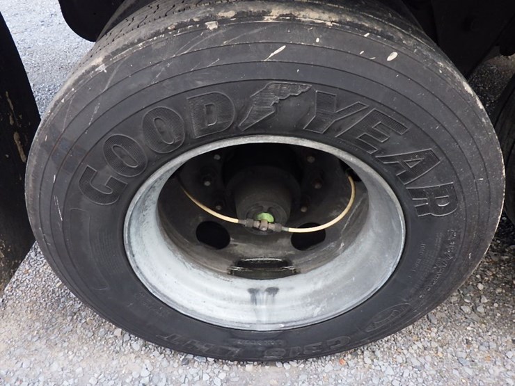 2020-hyundai-translead-image-10