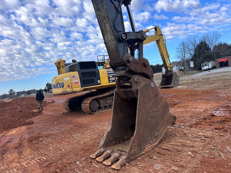 #2196-•-deere-470g-cl-excavator-image-33