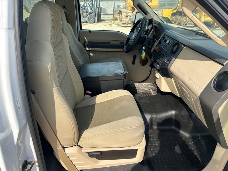2008-ford-f350-image-8