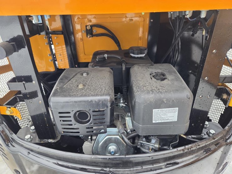 #5016-•-unused-future-ft15p-mini-excavator-image-19