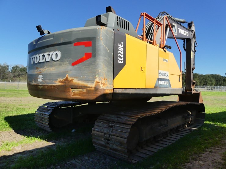 volvo-ec220el-image-6