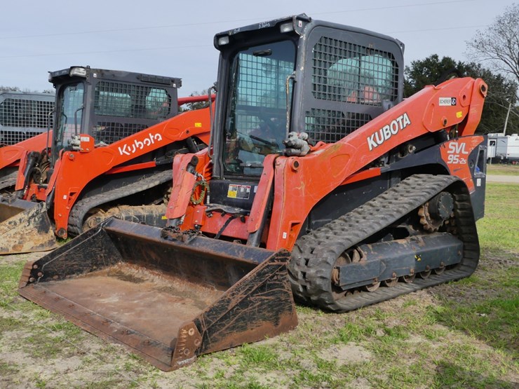 kubota-svl95-2s-image-1