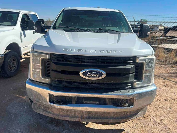 2019-ford-f250-image-2