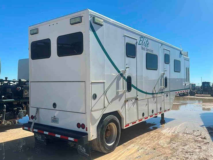 2012-brumley-manufacturing-data-van-trailer-image-3