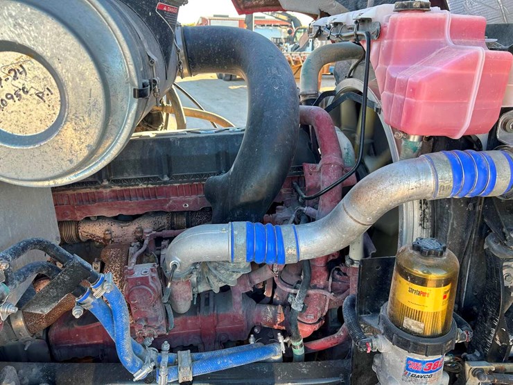 2020-mack-pinnacle-image-11