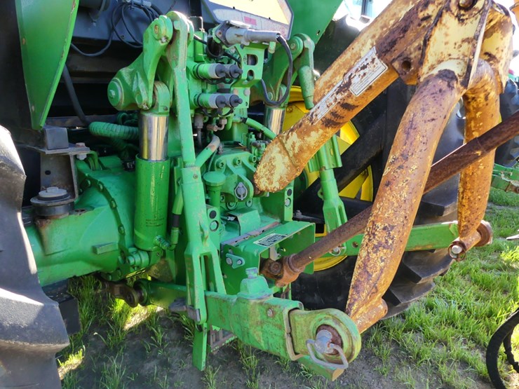 2007-john-deere-6615-image-11
