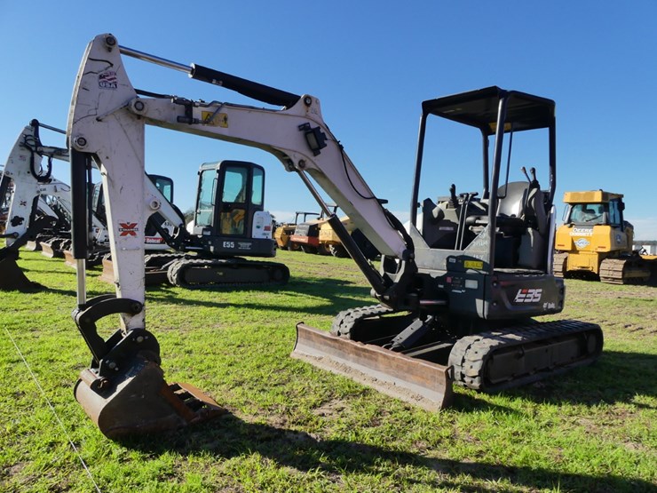2020-bobcat-e35-image-2