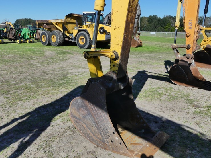 komatsu-pc138us-lc-image-8