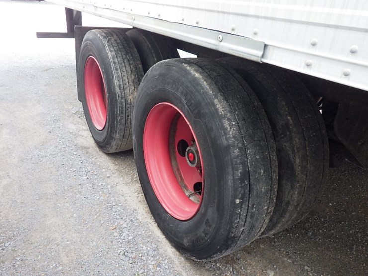 2018-hyundai-translead-image-8