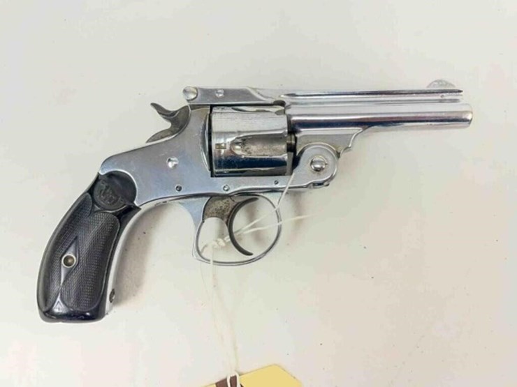 smith-&-wesson-revolver-image-6