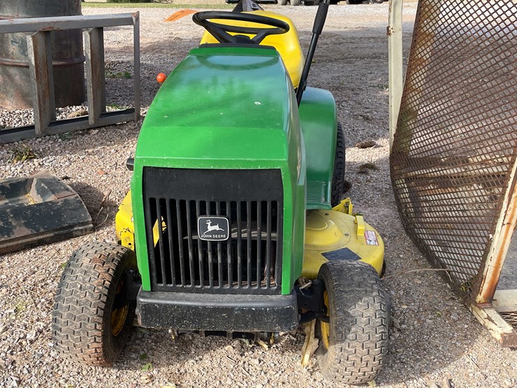 john-deere-165-image-2