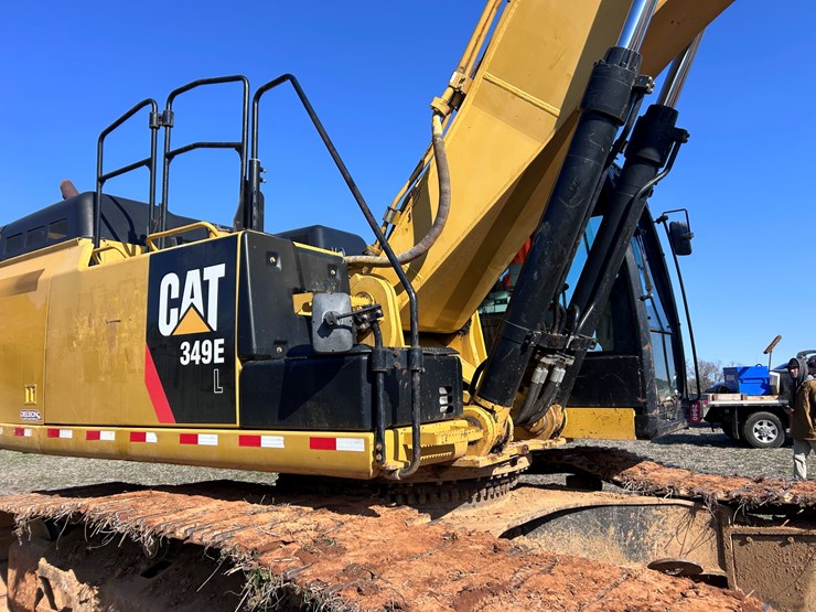 caterpillar-349el-image-17