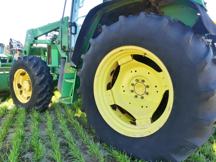 2001-john-deere-6210-image-9