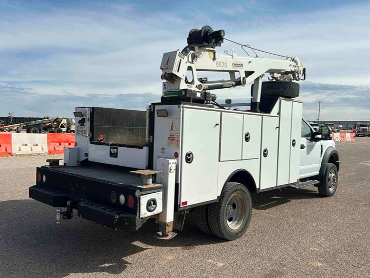 2020-ford-f600-image-4