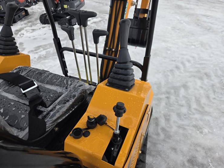 #2192-•-unused-future-ft15-mini-excavator-image-25