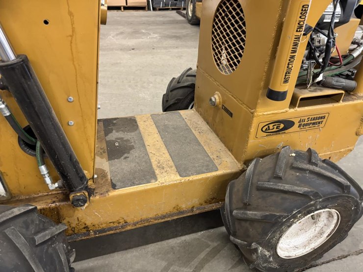 #3279-•-ase-cheetah-ss16-skidsteer-w/-bucket/forks-image-12