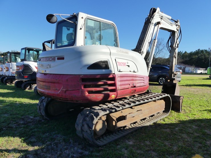 takeuchi-tb290-image-3