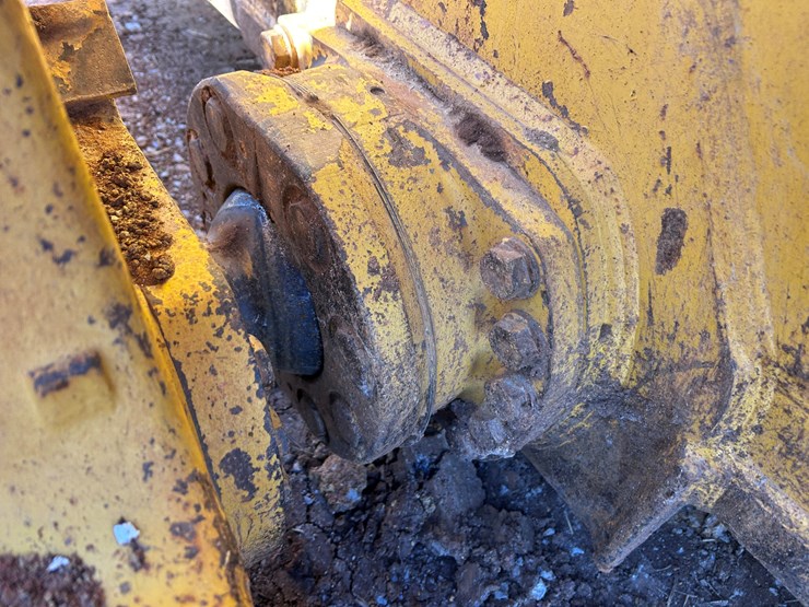 komatsu-d61pxi-24-image-59