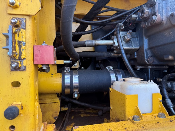 komatsu-pc490-lc-11-image-54