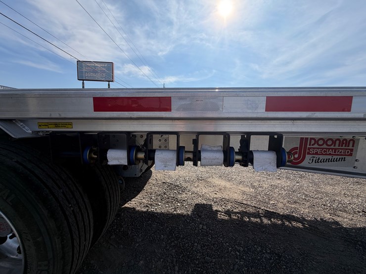 2023-doonan-titanium-image-5