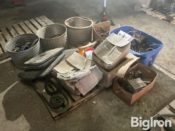 john-deere-200-image-7