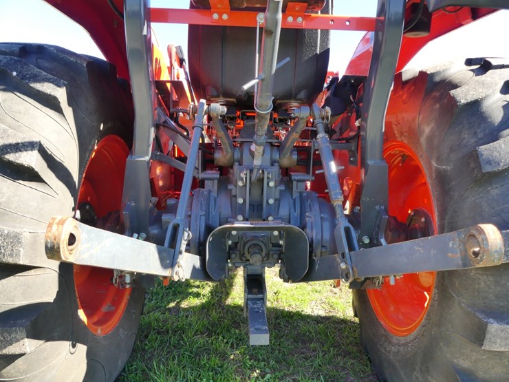 2015-kubota-l4701-image-5