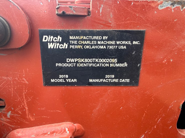 2019-ditch-witch-sk800-image-8