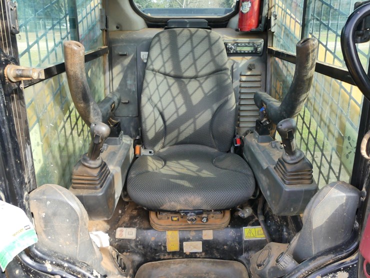 2022-caterpillar-289d3-image-12