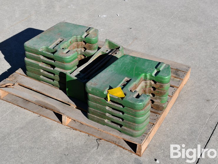 john-deere-10-image-3