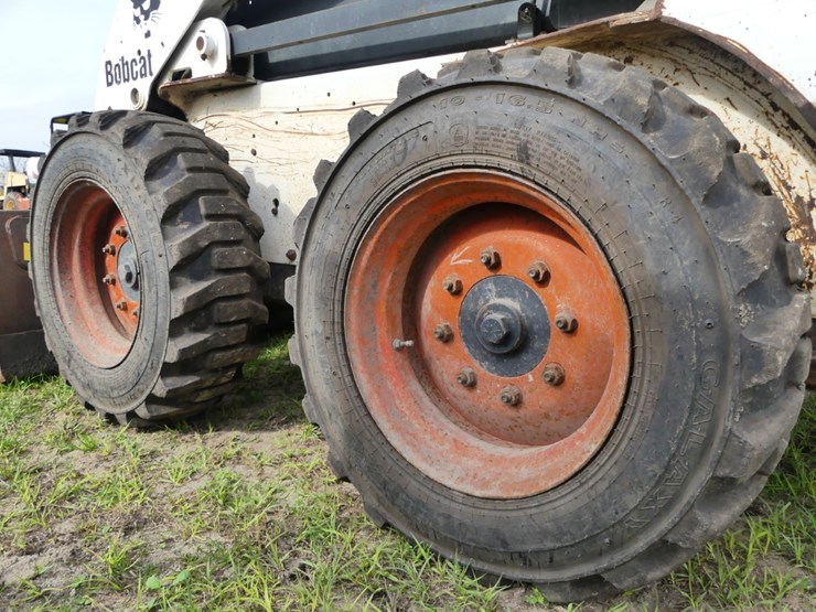 2004-bobcat-s185-image-5