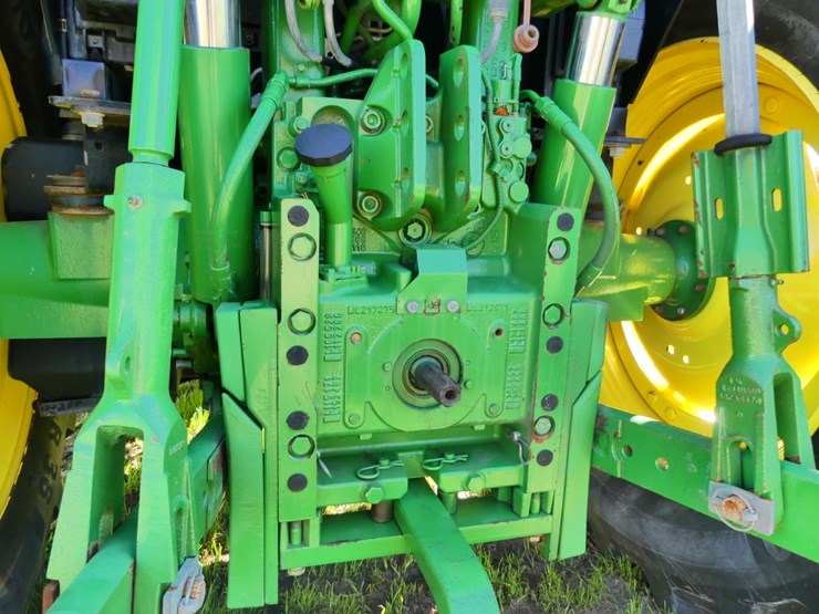 2020-john-deere-6120m-image-7