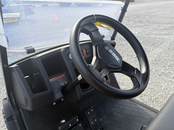 #30691-•-2025-e-z-go-express-s4-4-passenger-gas-golf-cart-image-8