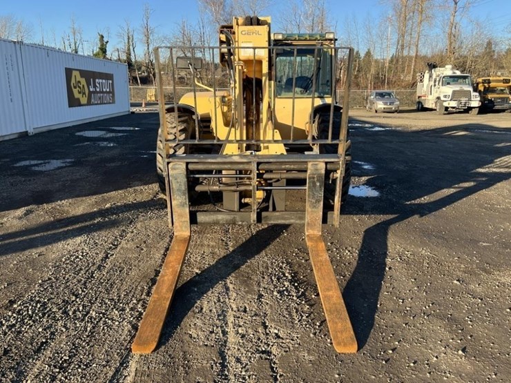 2004-gehl-dl10h44-image-8